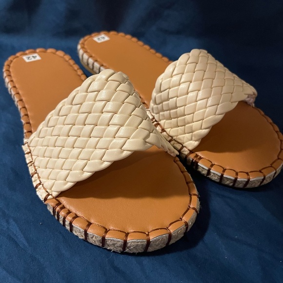 SHOES!! - Picture 3 of 4